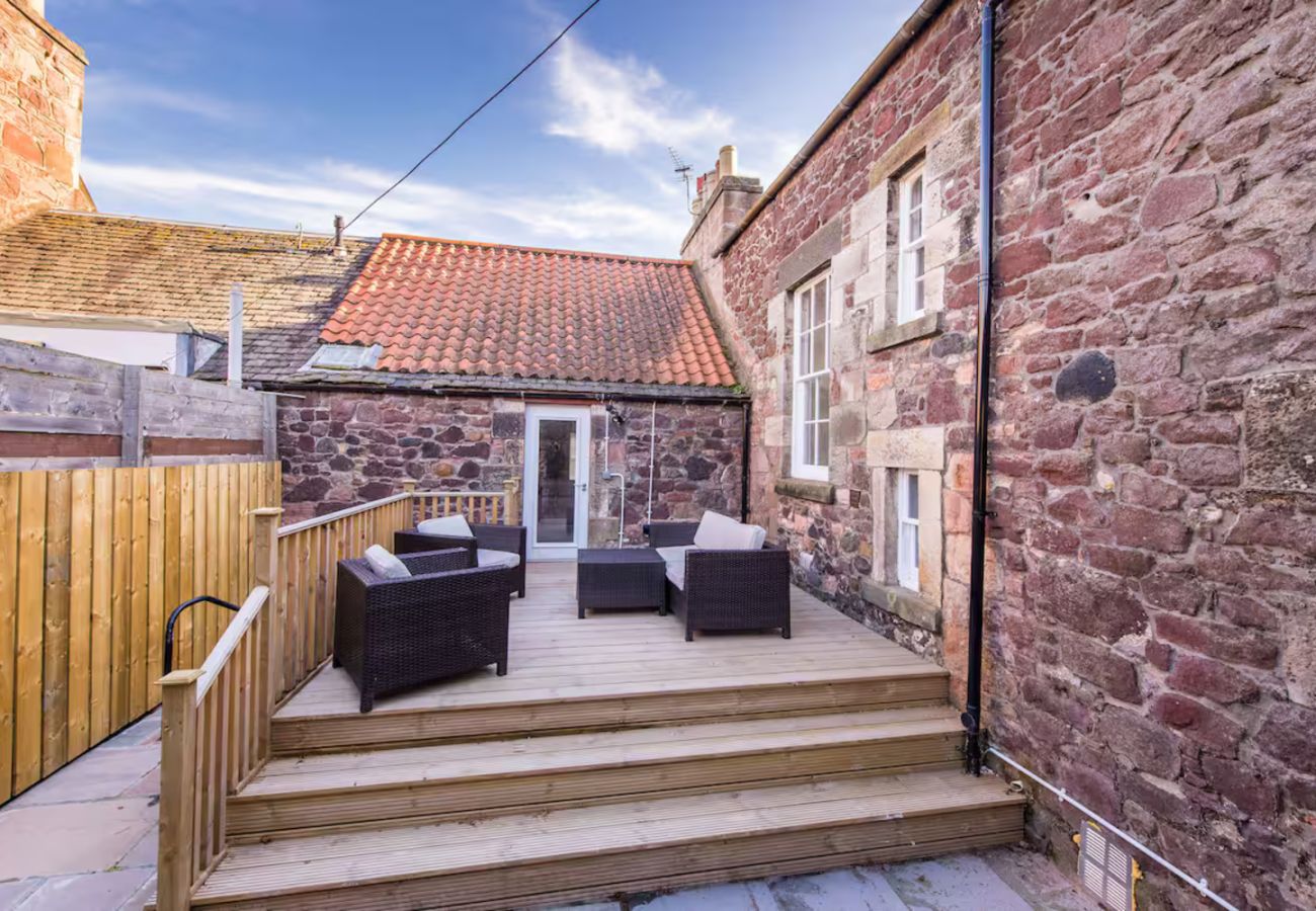 House in Haddington - Historic Coaching Inn in heart of East Lothian
