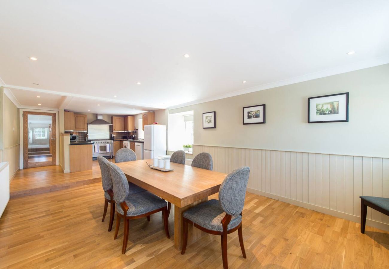 House in Haddington - Four Bedroom Waterside House in Haddington