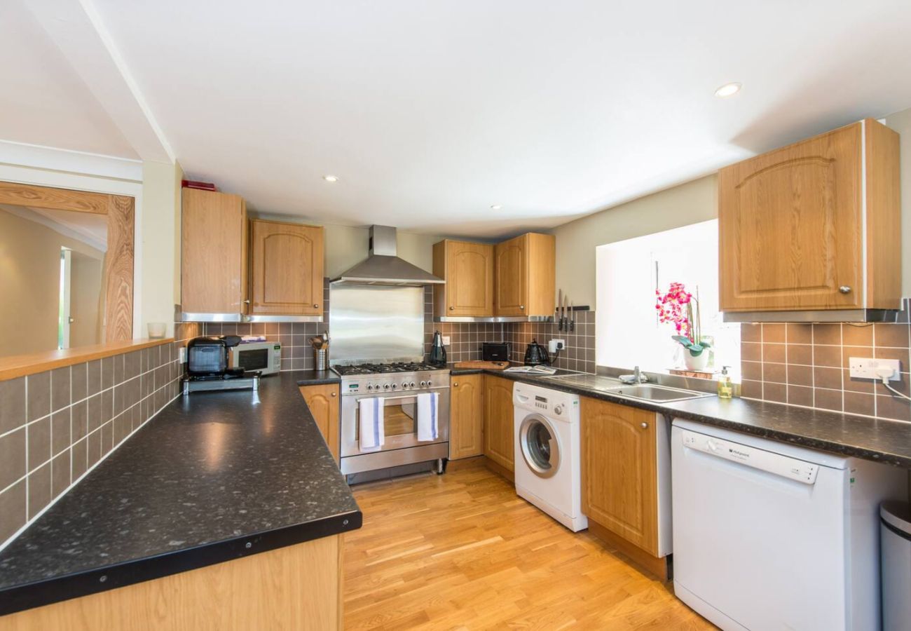House in Haddington - Four Bedroom Waterside House in Haddington
