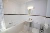 Apartment in Bracknell - Bracknell Spacious Ground Floor Apartment