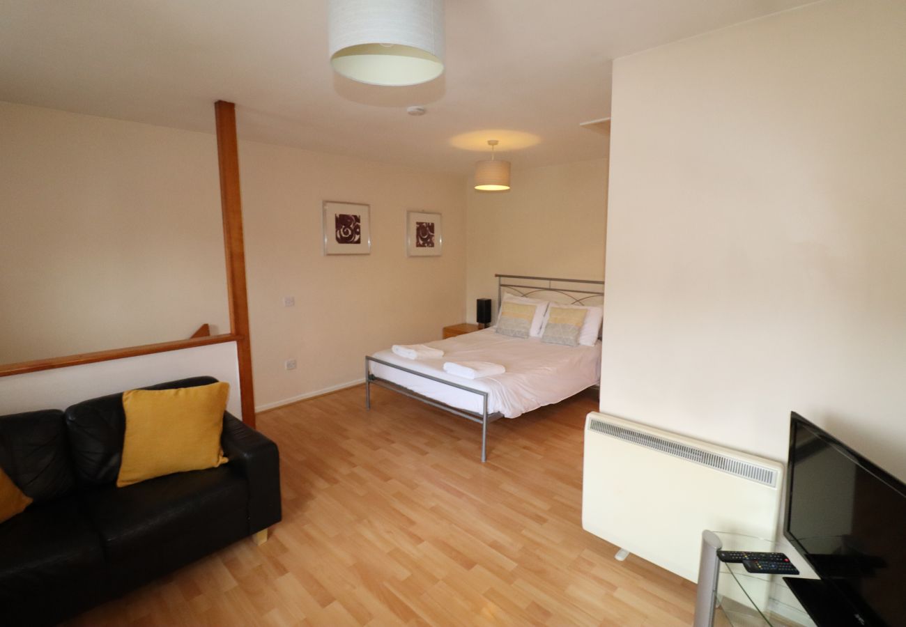 Apartment in Bracknell - Comfortable Studio Apartment in Bracknell