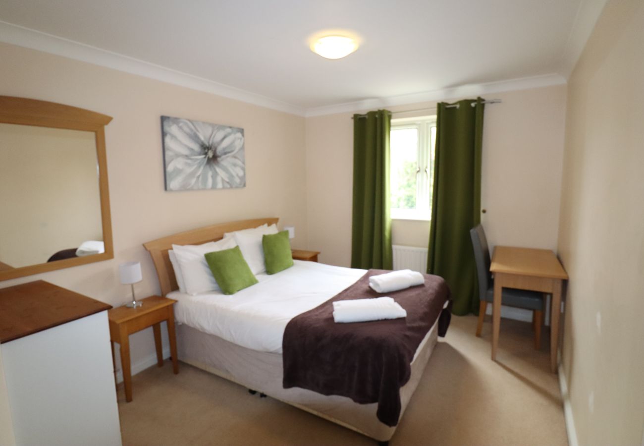 Apartment in Bracknell - Comfortable 2 Bedroom Apartment in Bracknell