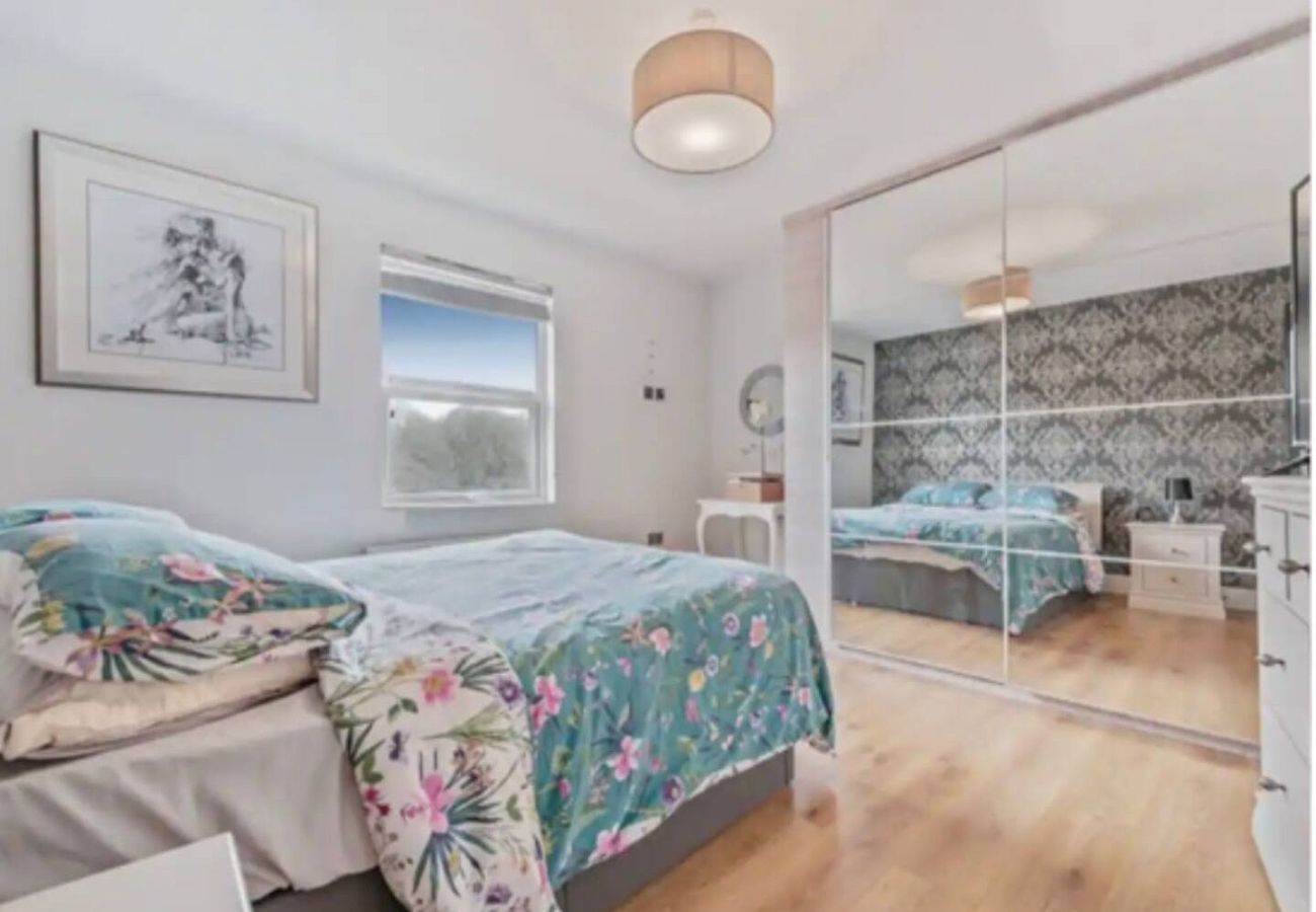 Cottage in High Wycombe - Beautiful 4 Bed Cottage 