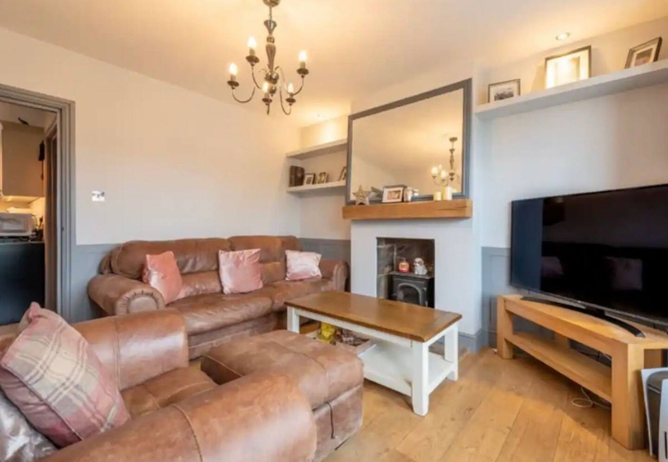 Cottage in High Wycombe - Beautiful 4 Bed Cottage 