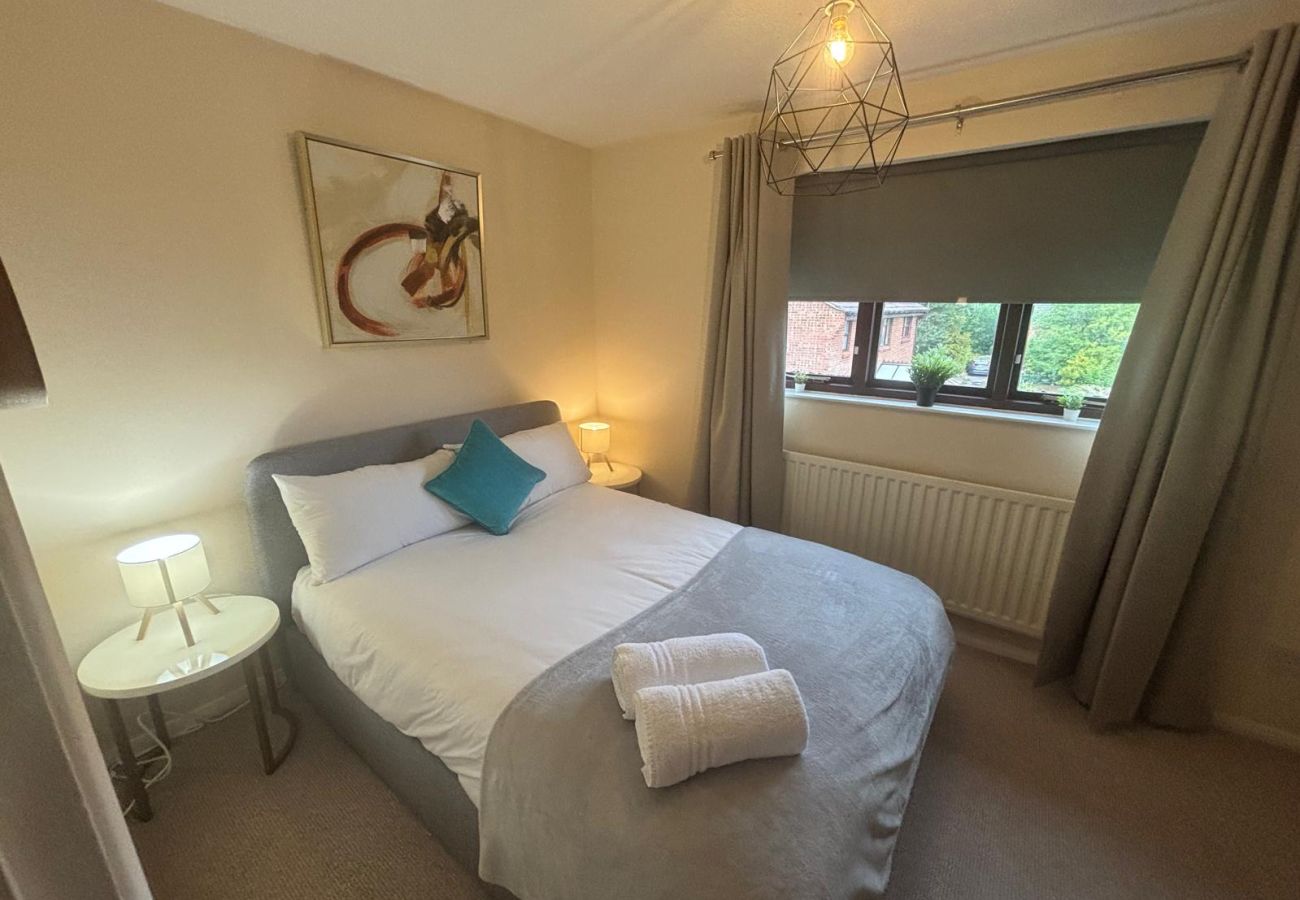 House in Bracknell - Comfortable 2 Bedroom House in Bracknell