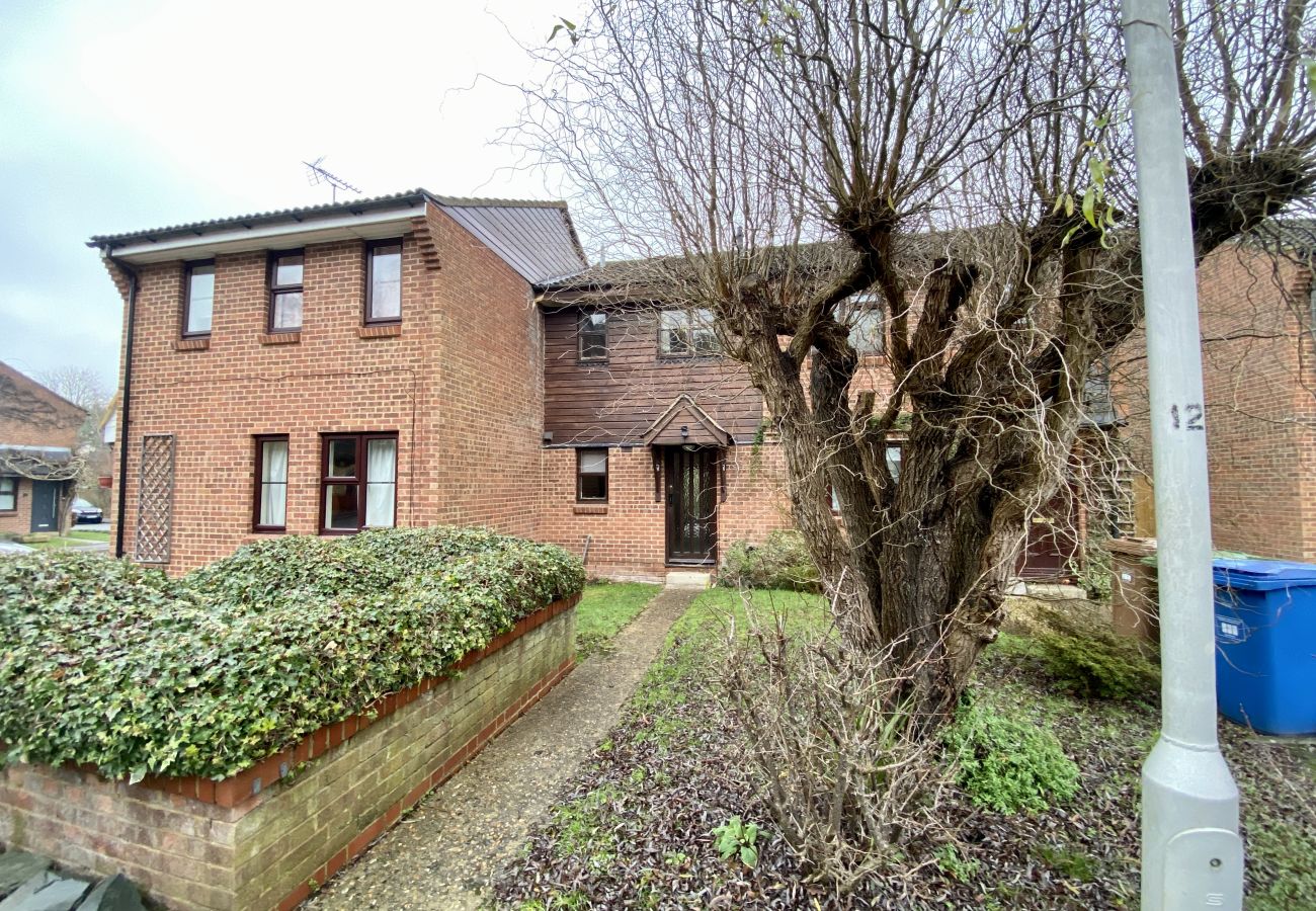 House in Bracknell - Comfortable 2 Bedroom House in Bracknell