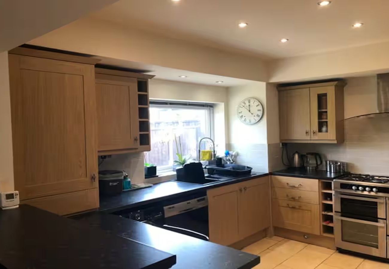 Bungalow in Manchester - REDCOT HOLIDAY Bungalow in Knutsford Cheshire