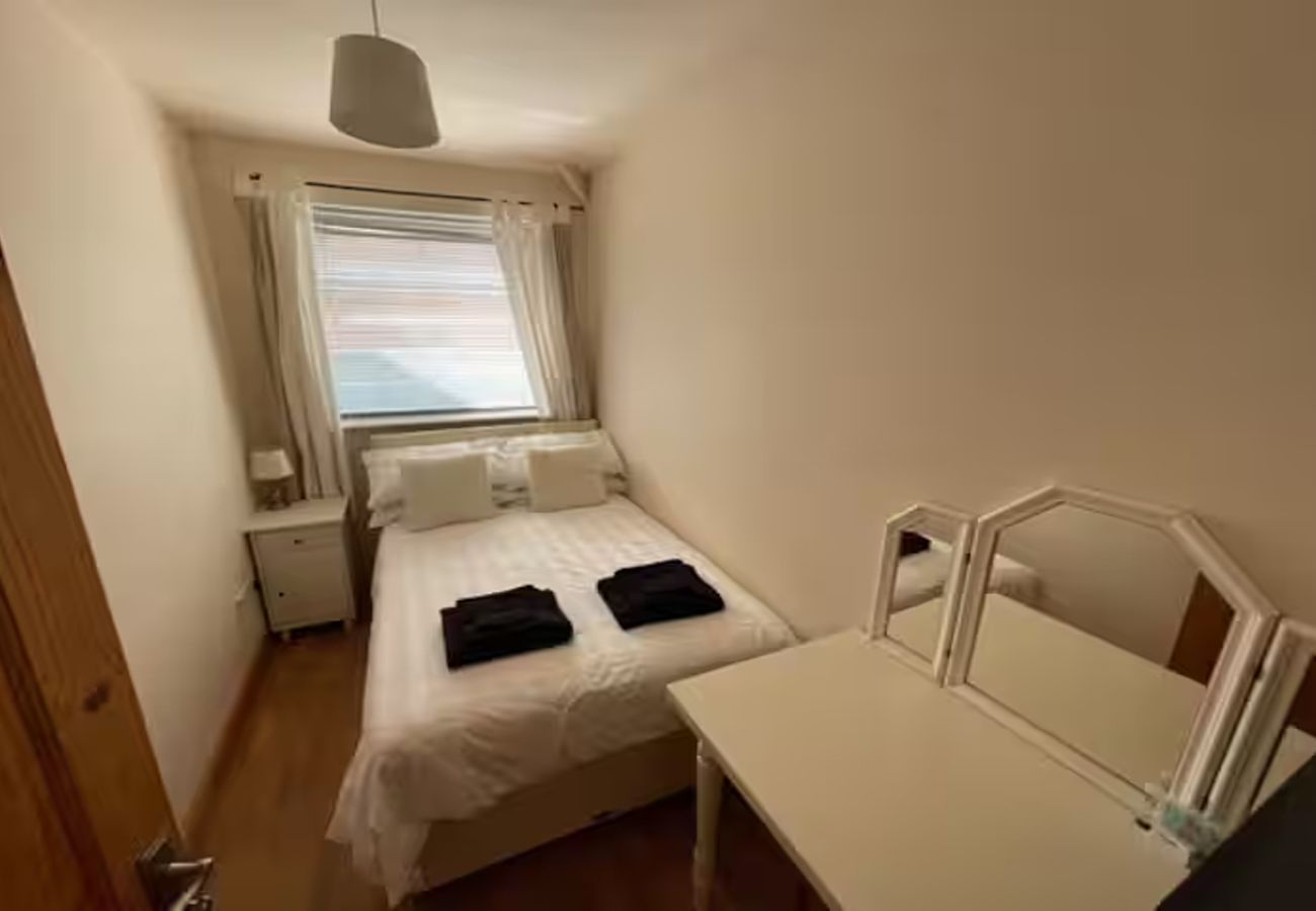 Bungalow in Manchester - REDCOT HOLIDAY Bungalow in Knutsford Cheshire