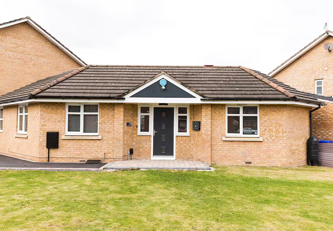 House in Manchester - Stylish-2BR, Boutique property, 5min to ManAirport