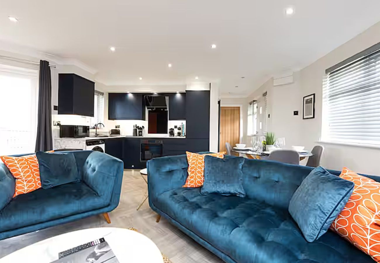 House in Manchester - Stylish-2BR, Boutique property, 5min to ManAirport
