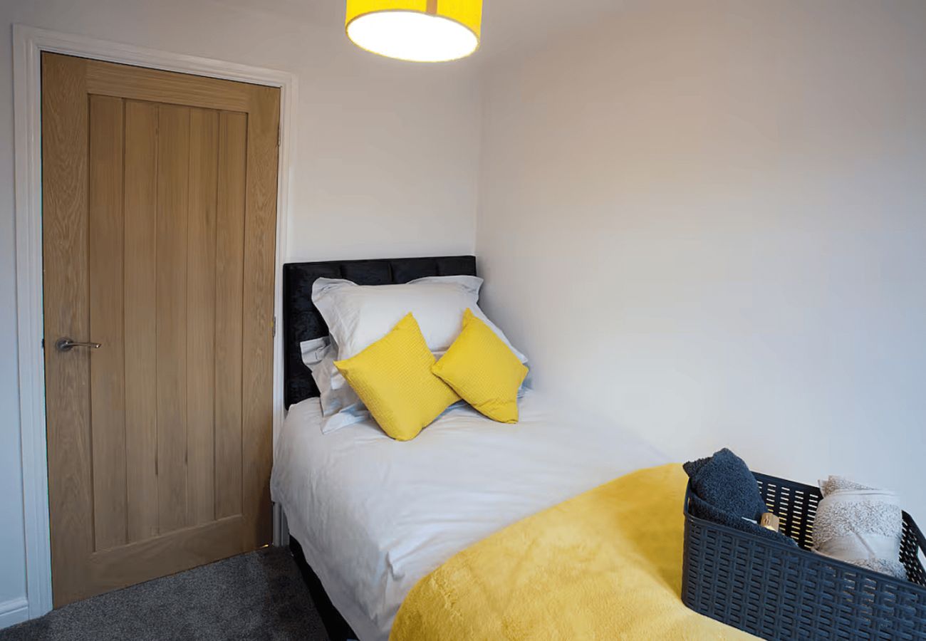 House in Manchester - The Devoke. Stylish 3 bed boutique property