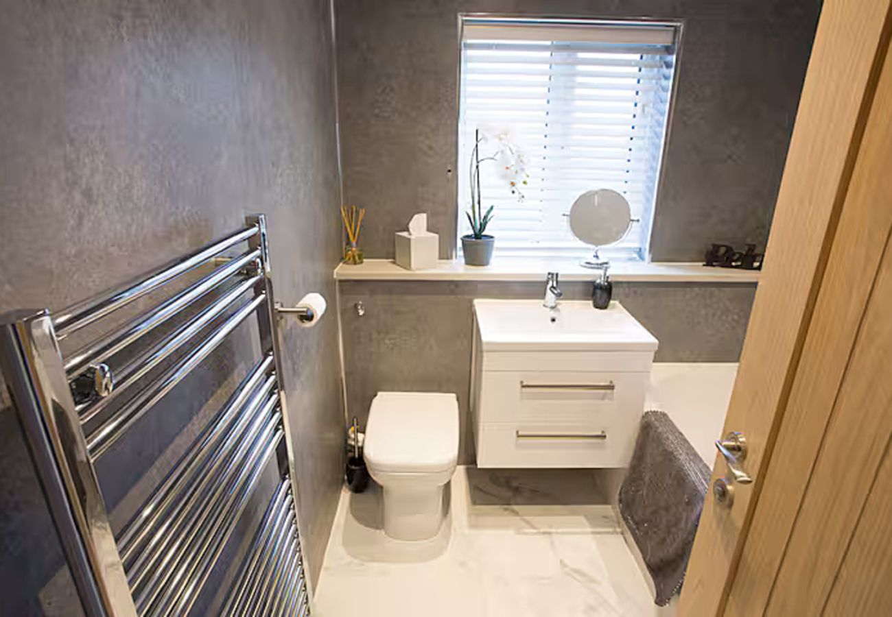 House in Manchester - The Devoke. Stylish 3 bed boutique property