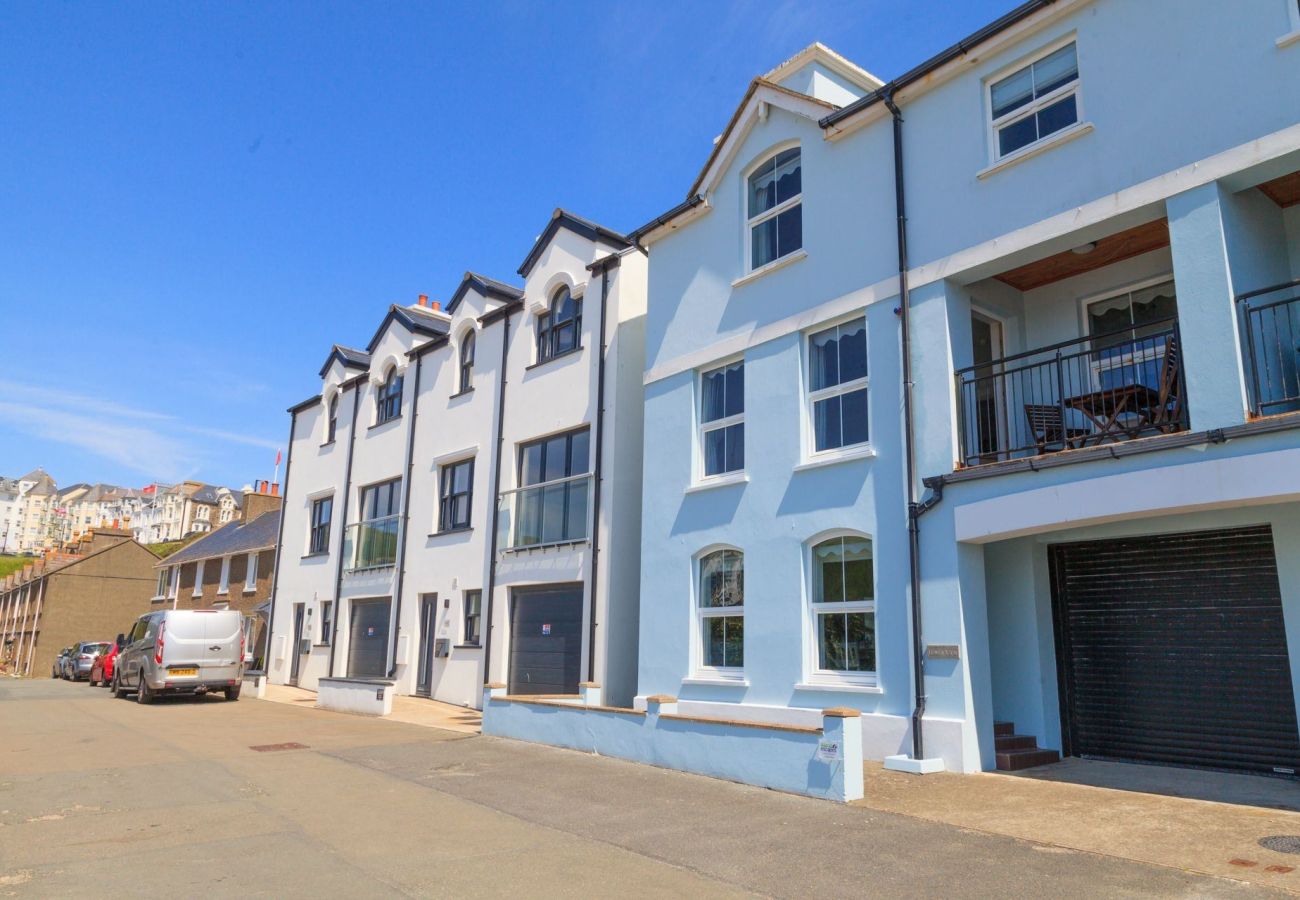 House in Barrow-In-Furness - Beachfront home at Port Erin, Isle of Man