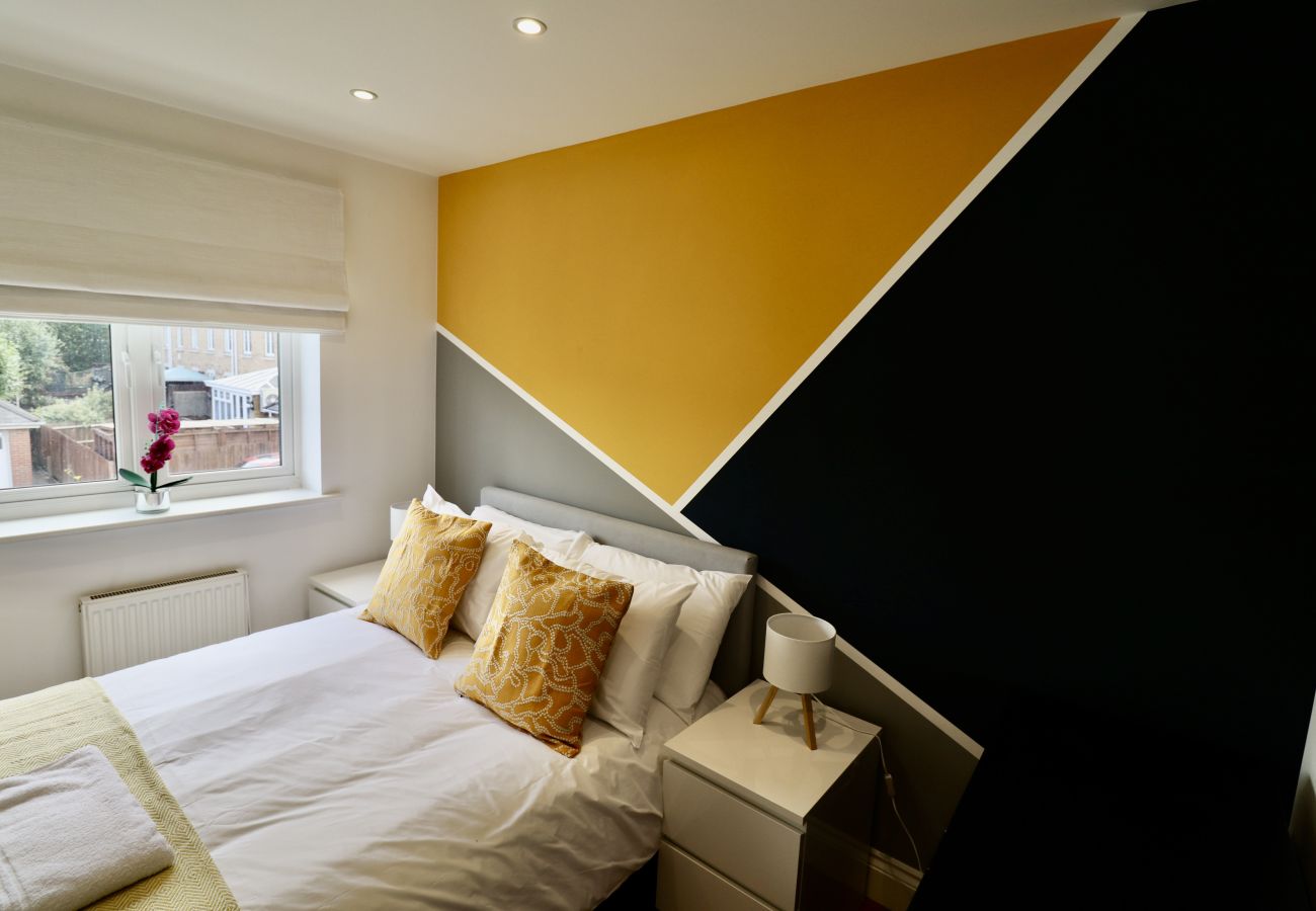 House in Maidenhead - Spacious 5-Bedroom Home in Maidenhead