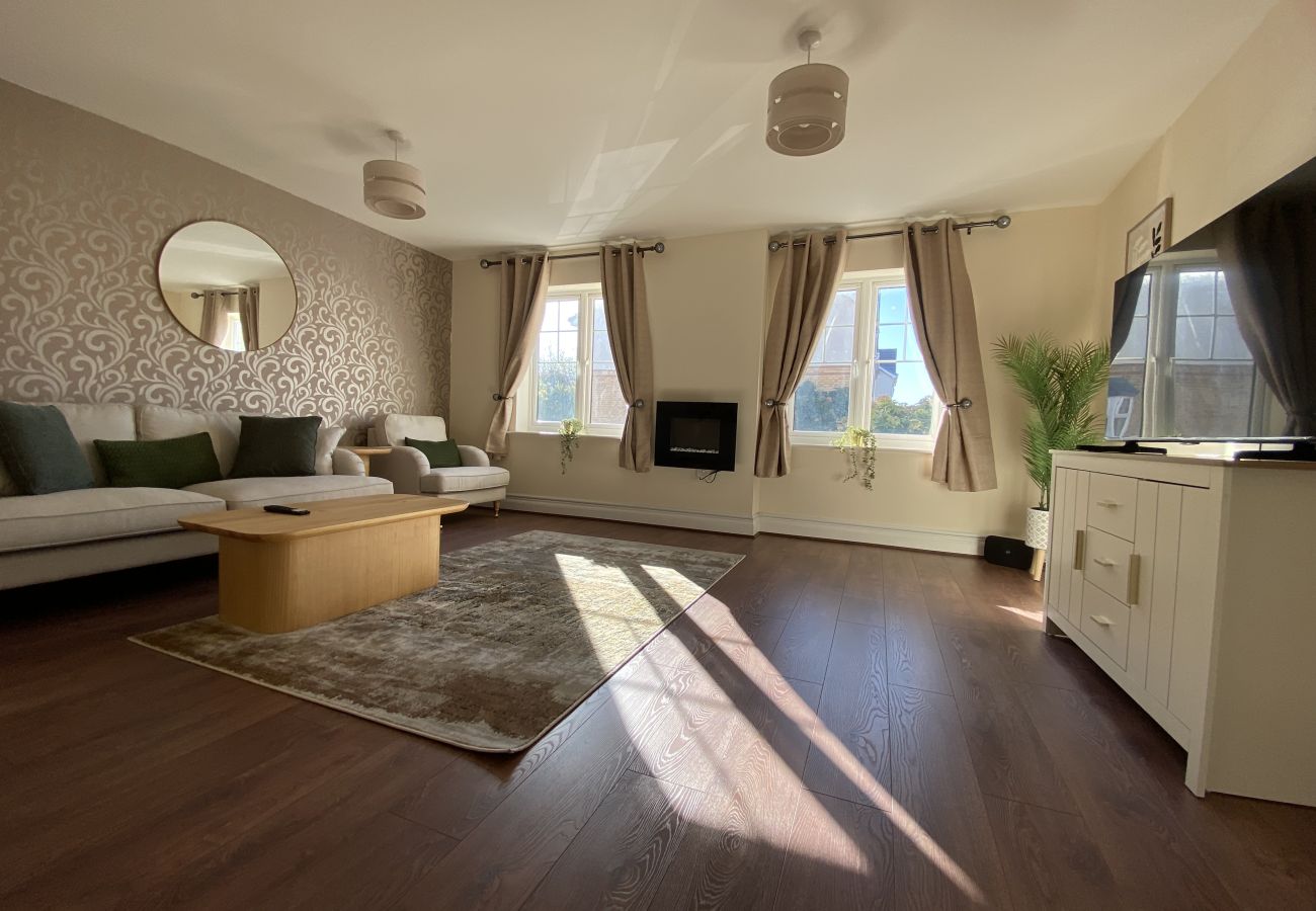 House in Maidenhead - Modern 5-Bedroom House in Maidenhead