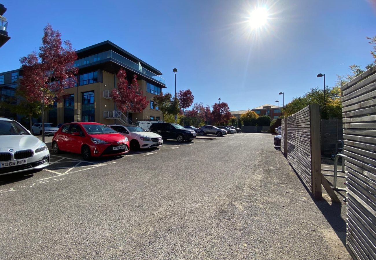 Apartment in Bracknell - Modern 2-Bed Apartment in Blu Bracknell