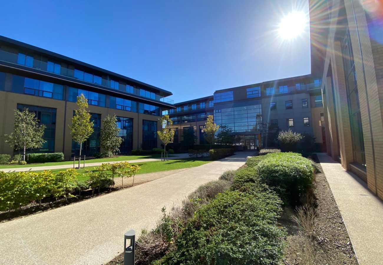 Apartment in Bracknell - Modern 2-Bed Apartment in Blu Bracknell