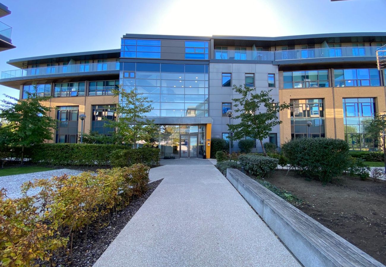 Apartment in Bracknell - Modern 2-Bed Apartment in Blu Bracknell