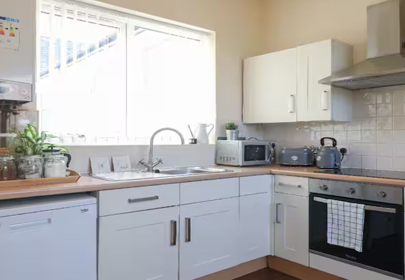 Apartment in Stockport - Amazing 4 Bedroom House in Edgeley