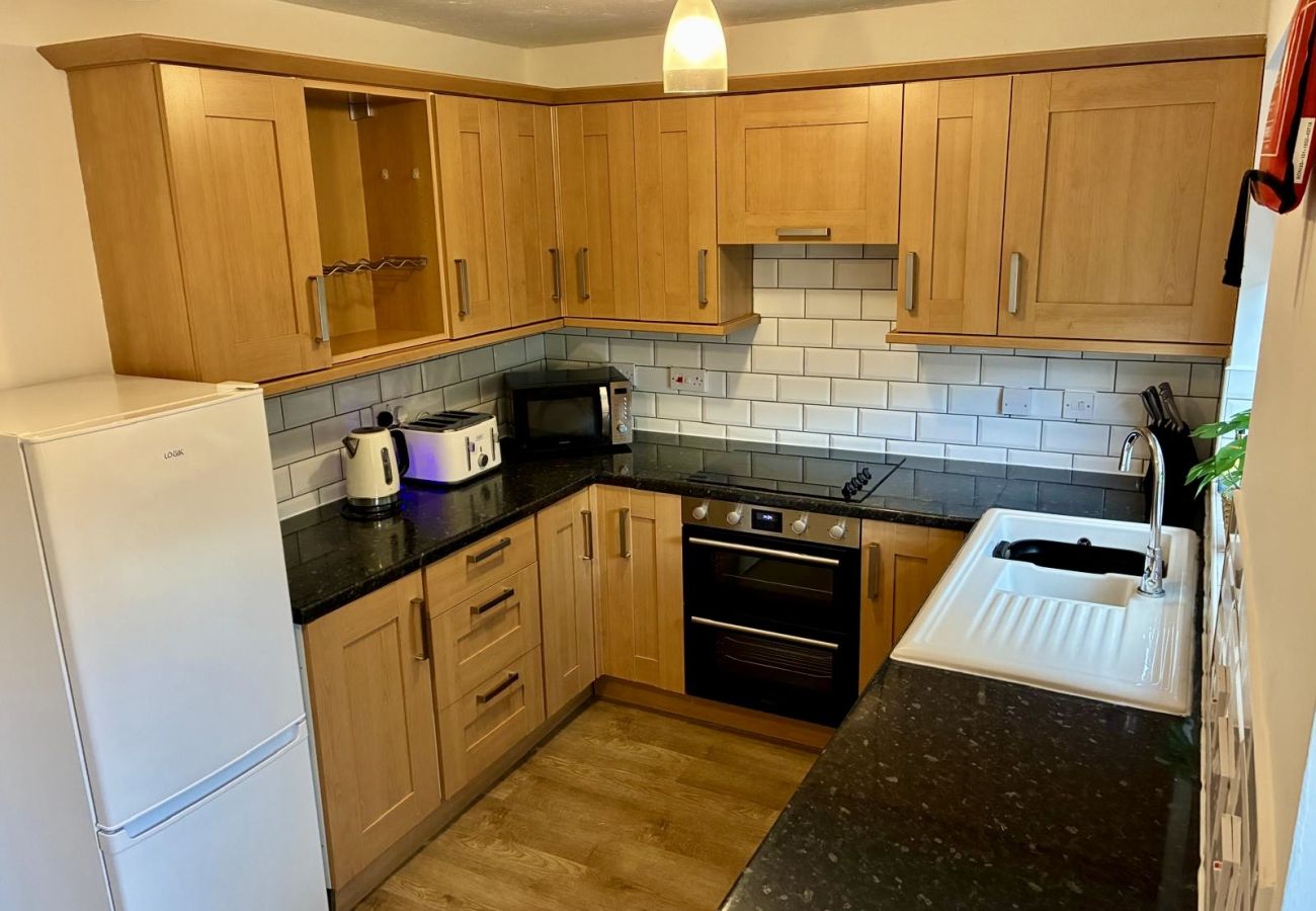 House in Andover - Great Parking and Spacious 3 Bedroom Home Andover