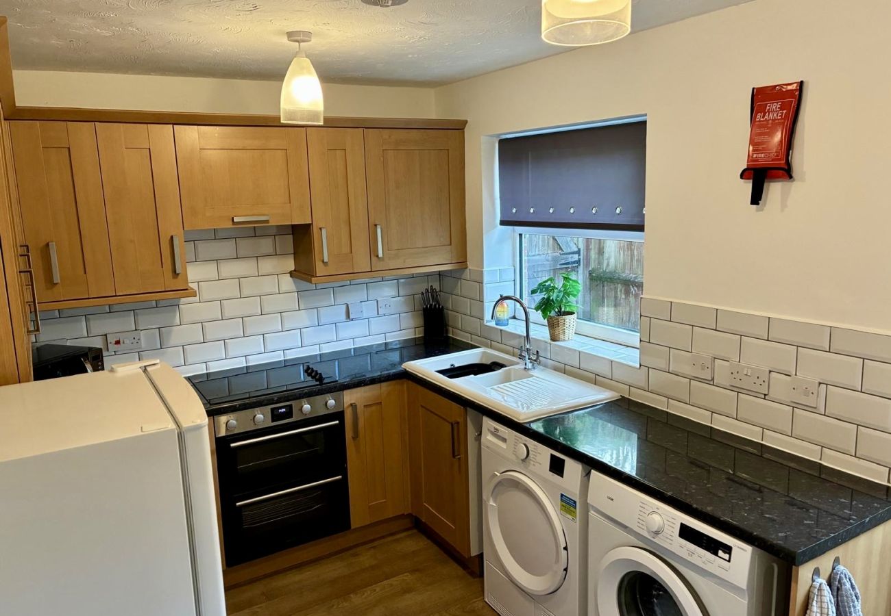House in Andover - Great Parking and Spacious 3 Bedroom Home Andover