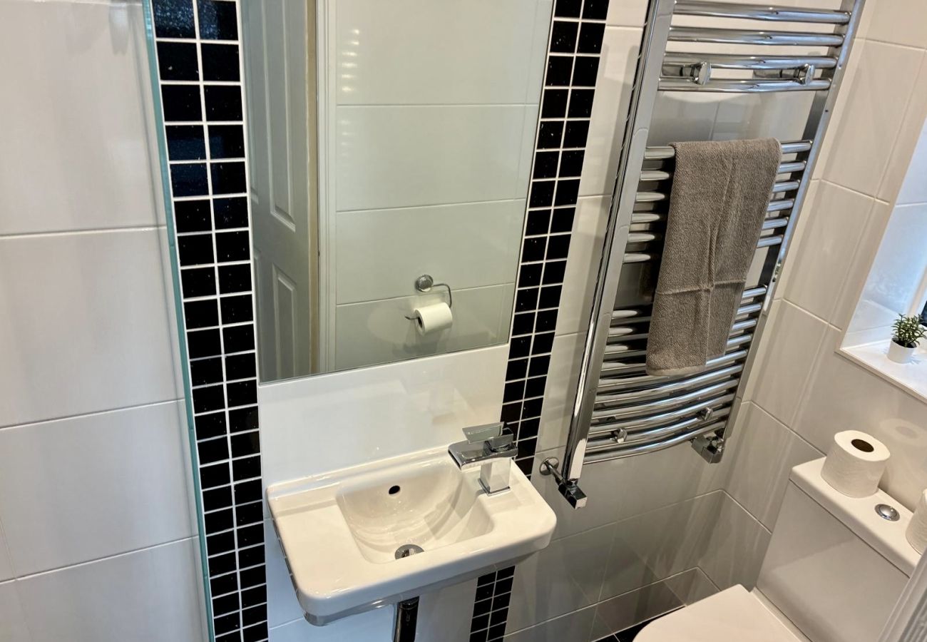 House in Andover - Great Parking and Spacious 3 Bedroom Home Andover