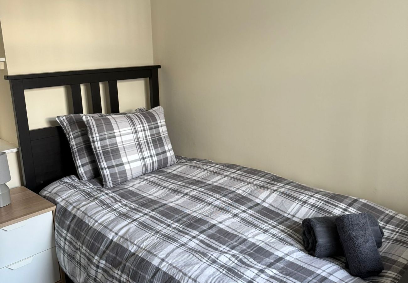 House in St Andrews - St Andrews Spacious House