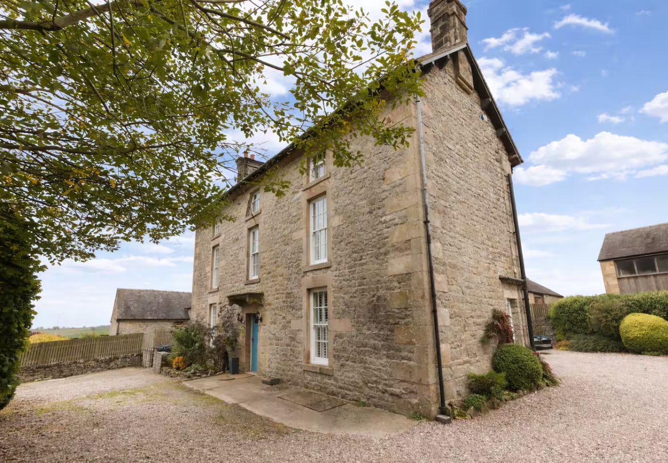 House in Calton Moor - Calton Moor 4 Bed Home