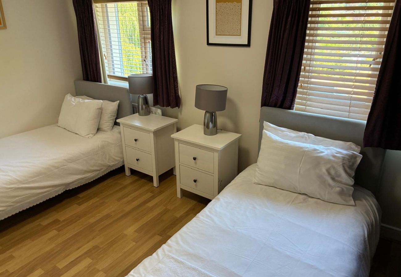 House in Maidenhead - Charming 2 Bed House Maidenhead