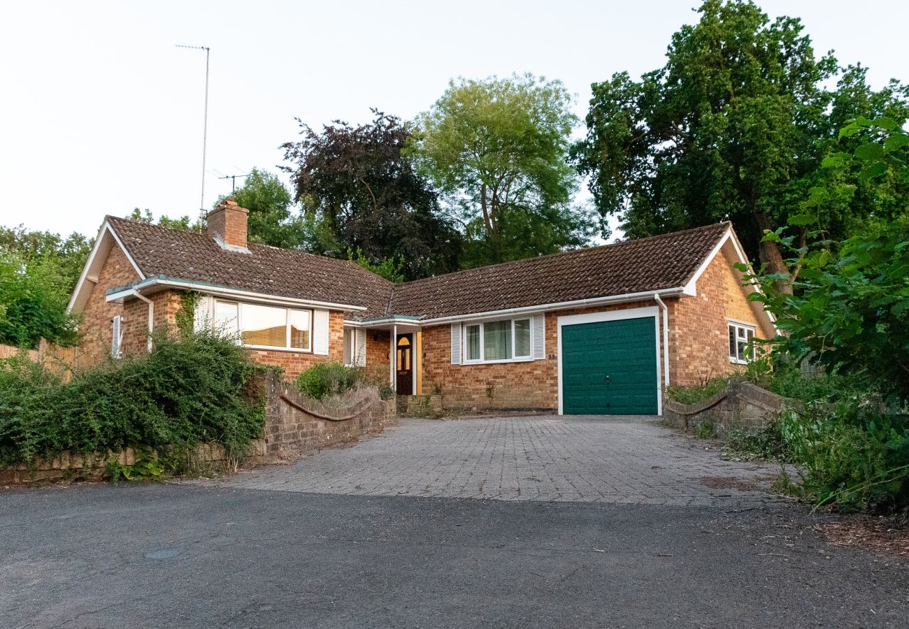 House in Virginia Water - Luxury Virginia Water 3 Bedroom House
