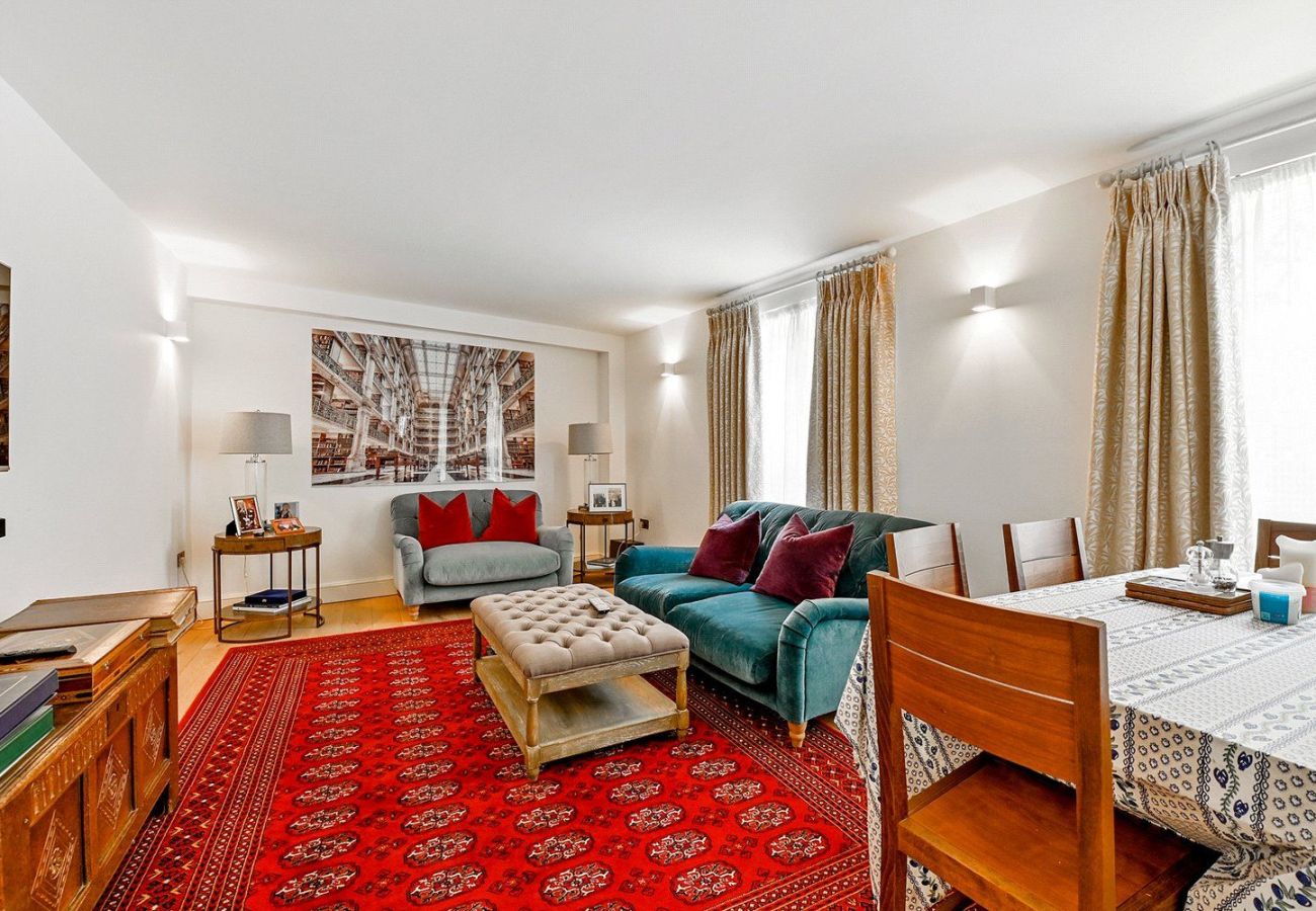 House in Windsor - Spacious 4 Bed House | Windsor