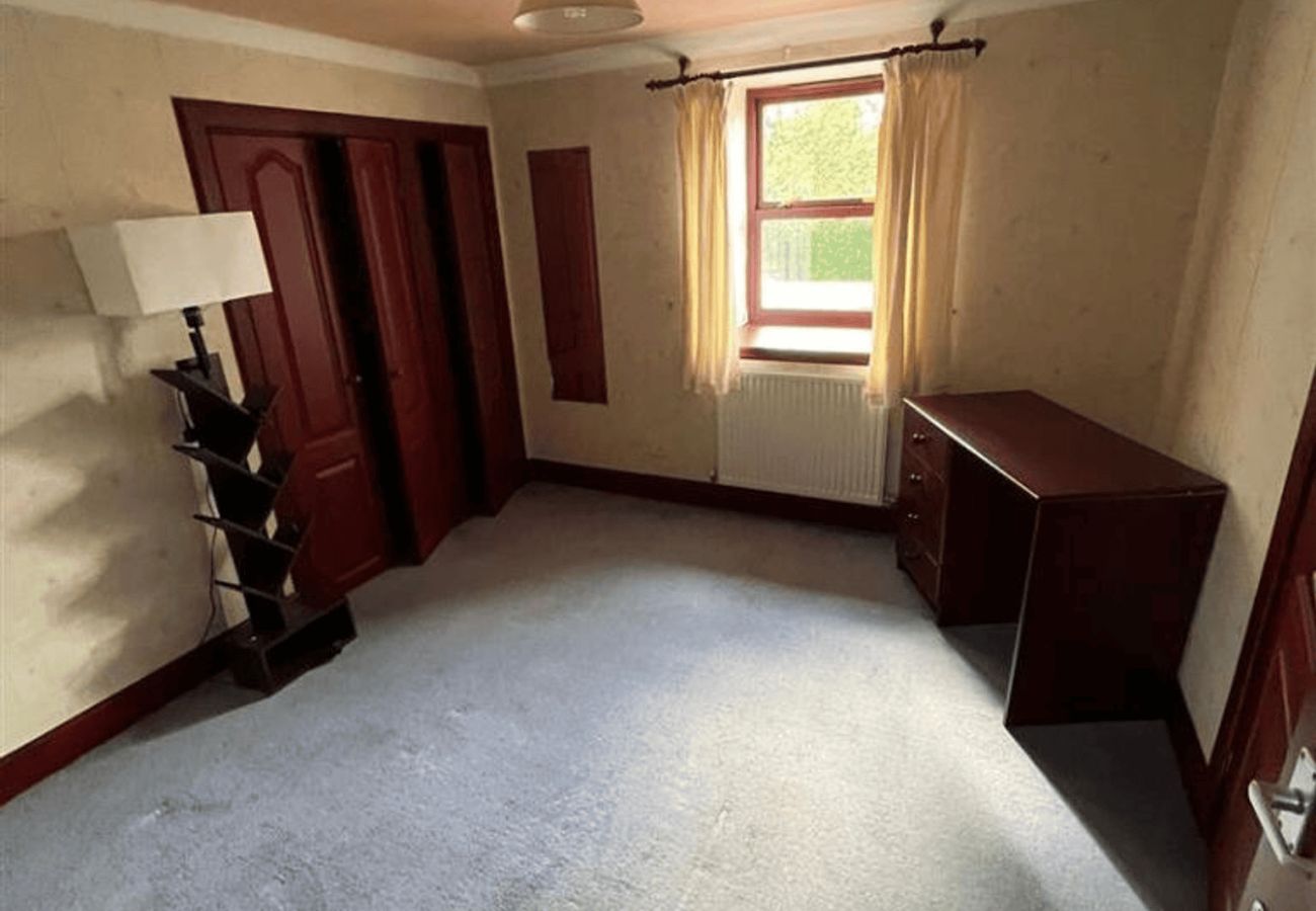 House in Cupar - 6 Bed & 6 Bath House | Falfield