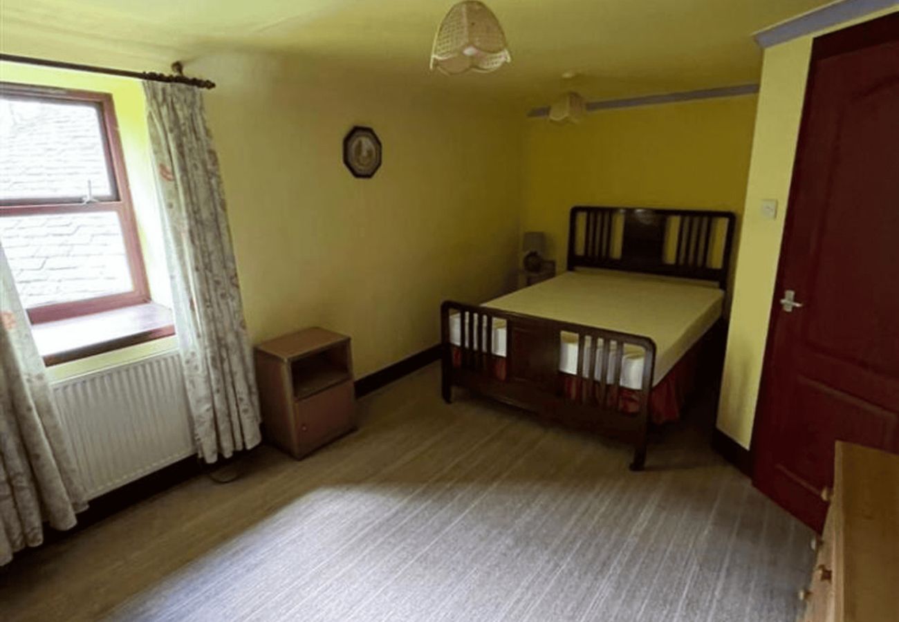 House in Cupar - 6 Bed & 6 Bath House | Falfield