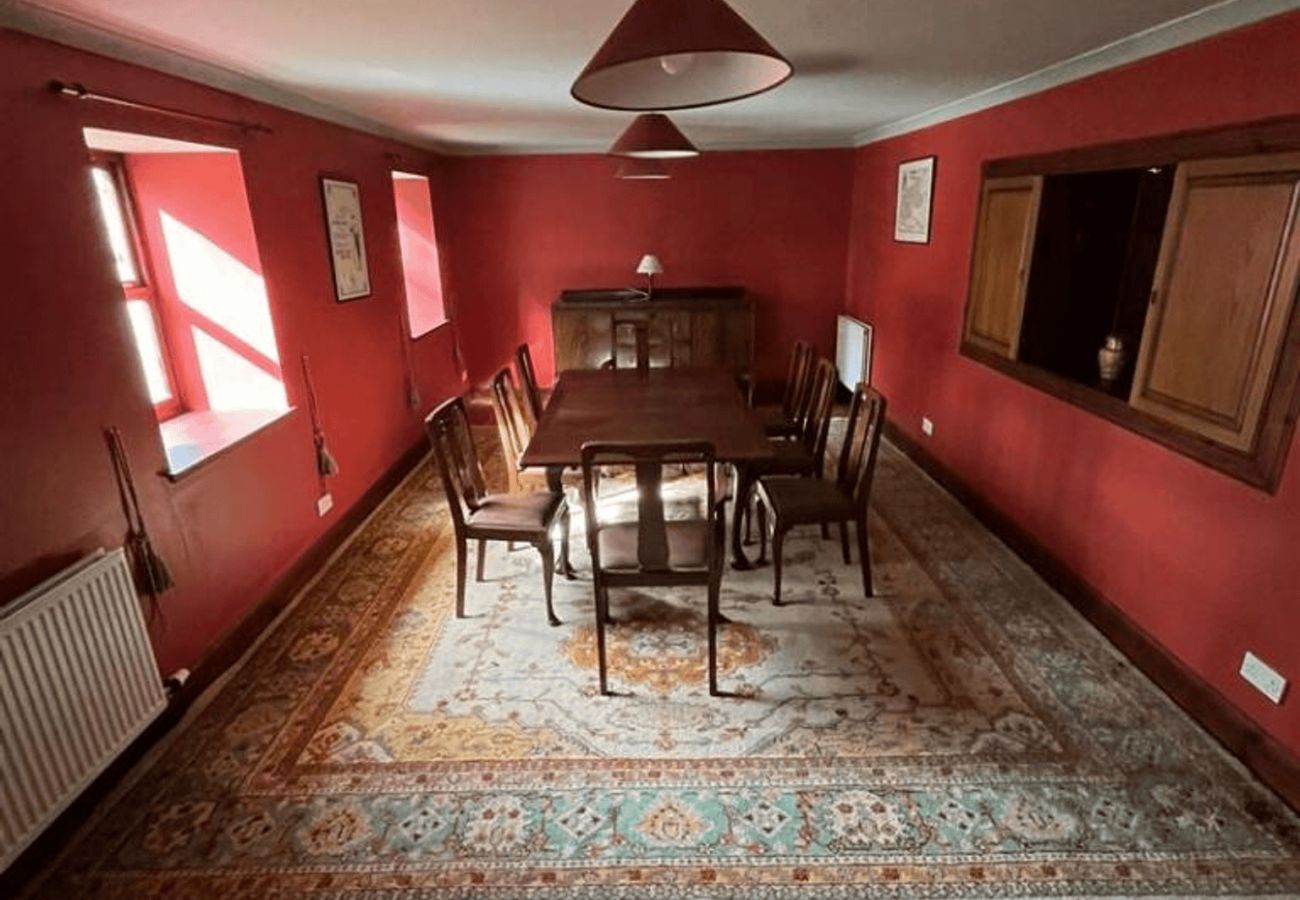 House in Cupar - 6 Bed & 6 Bath House | Falfield