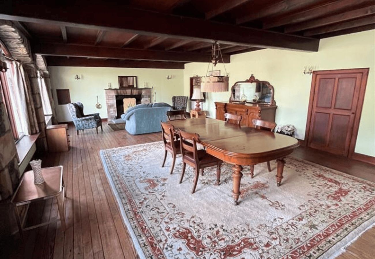 House in Cupar - 6 Bed & 6 Bath House | Falfield