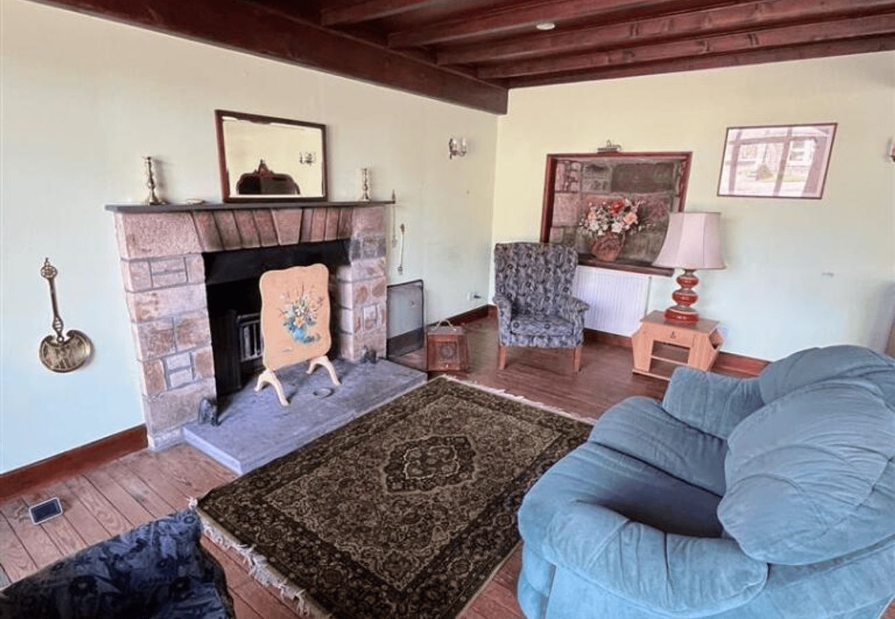 House in Cupar - 6 Bed & 6 Bath House | Falfield