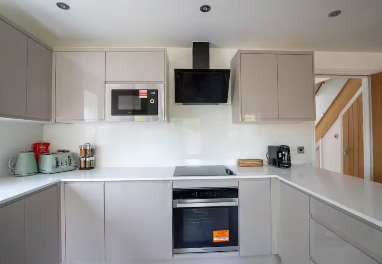 House in Taplow - Spacious New 5-Bed Home in Taplow