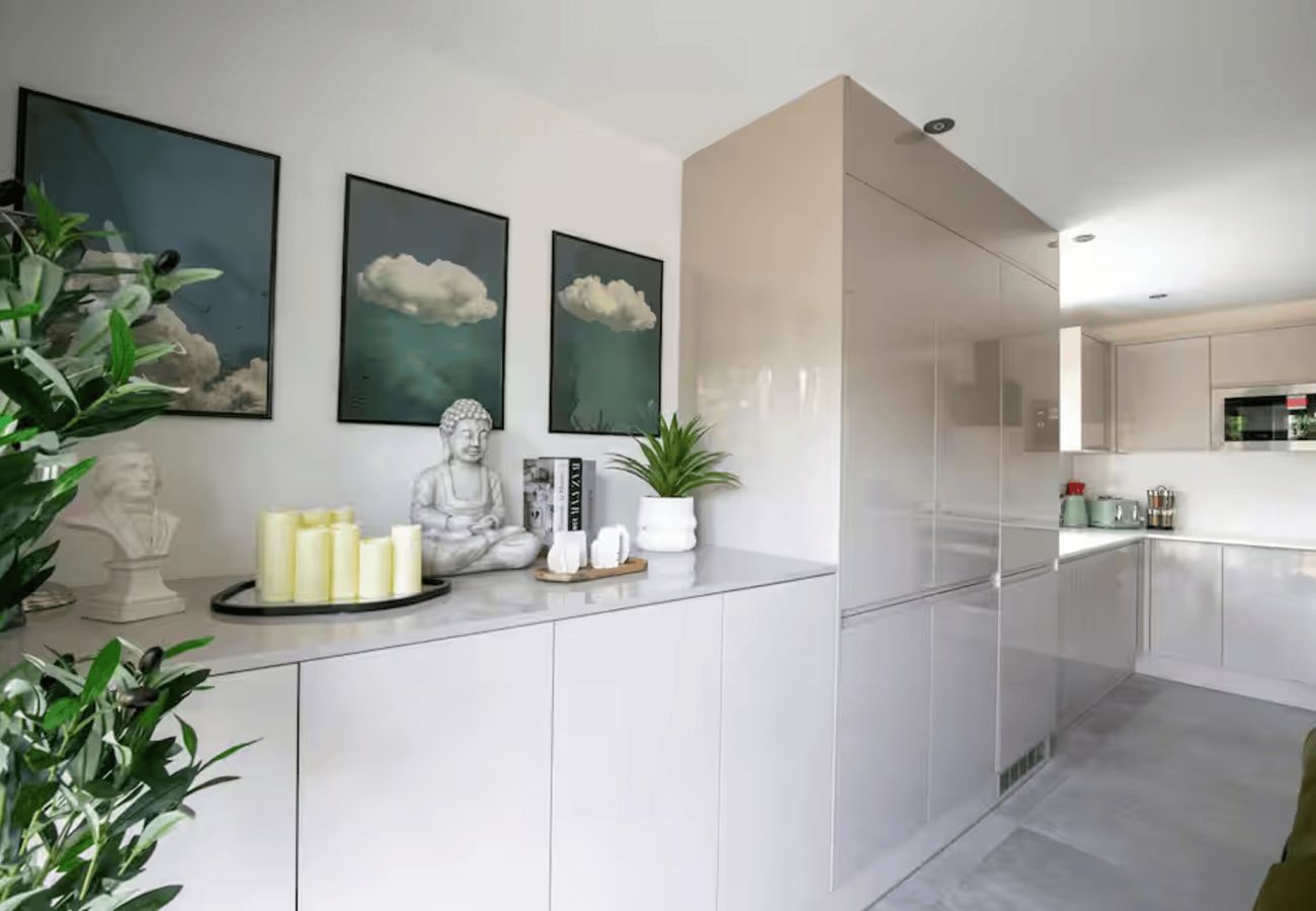 House in Taplow - Spacious New 5-Bed Home in Taplow
