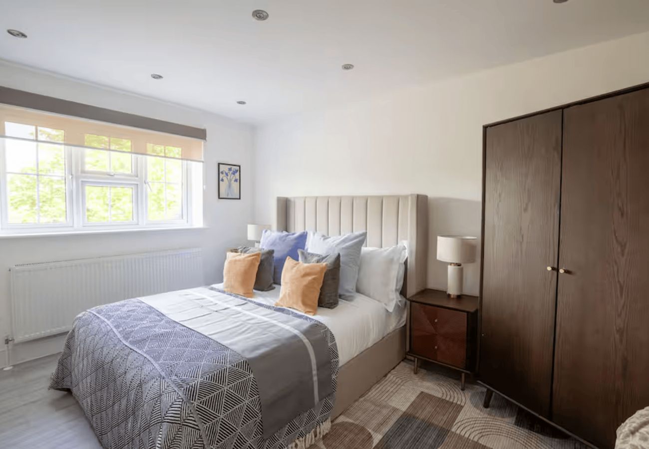 House in Taplow - Spacious New 5-Bed Home in Taplow