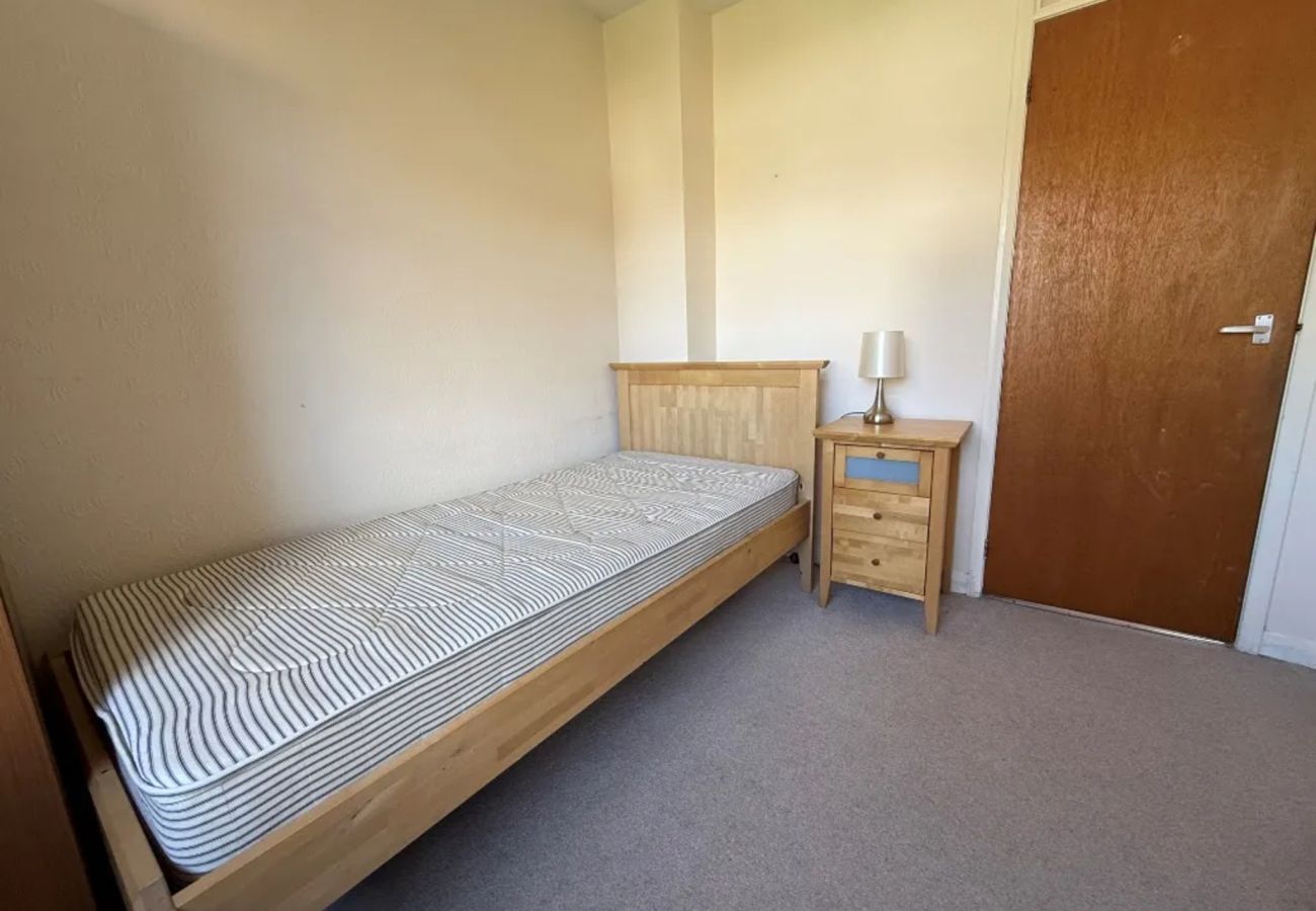 House in St Andrews - St Andrews 2 Bed Bungalow with Parking