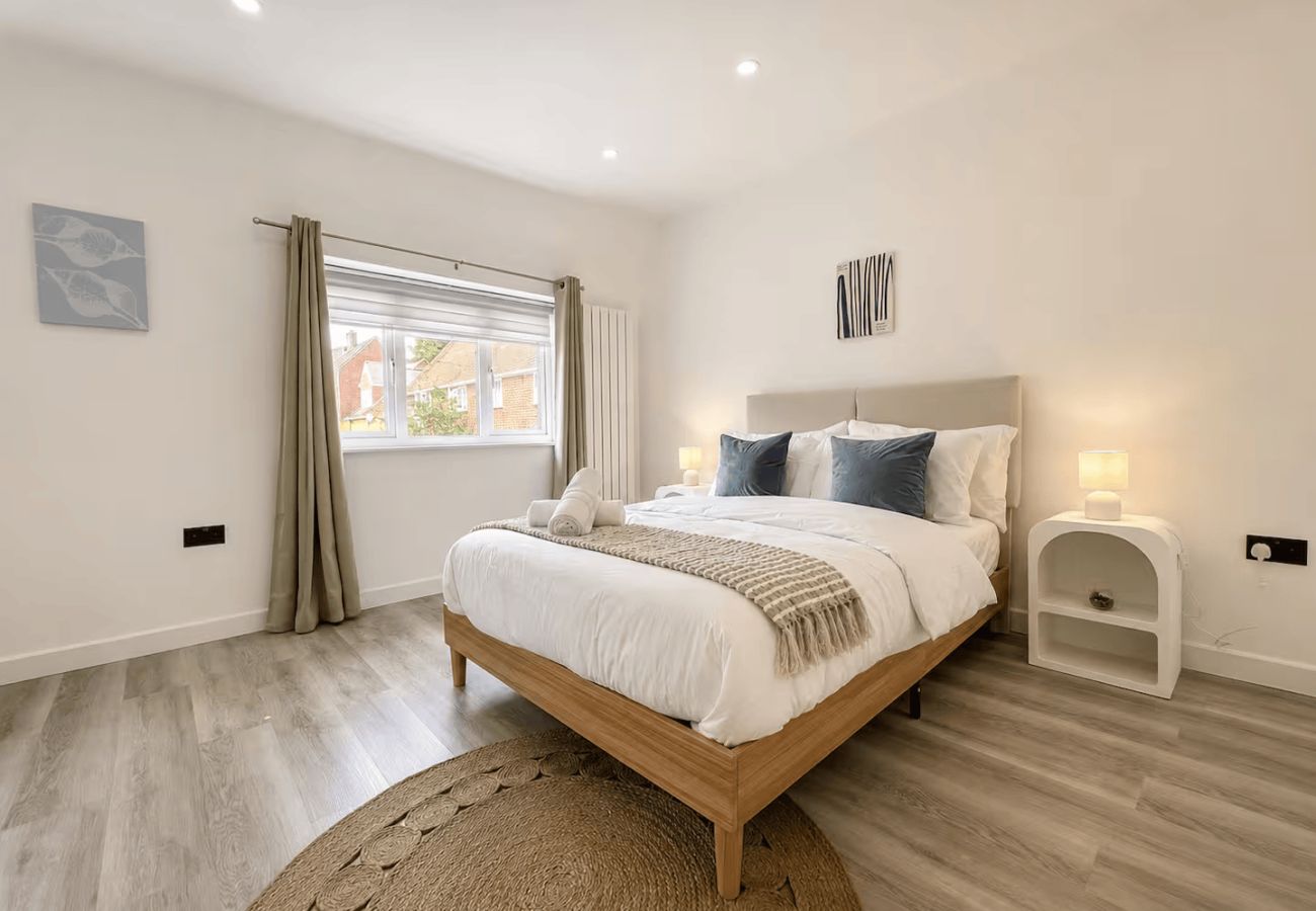 House in Ascot - Luxury House Located Near Ascot Racecourse