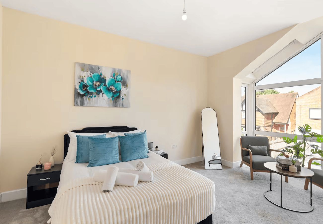 House in Ascot - Luxury House Located Near Ascot Racecourse
